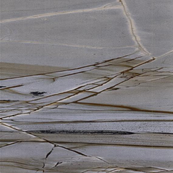 Losa de mármol azul de Roma