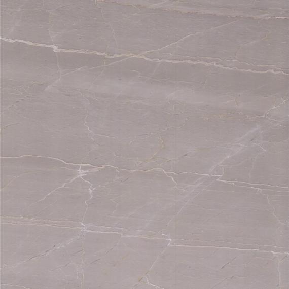 Edificio de construcción con superficies de lujo doradas